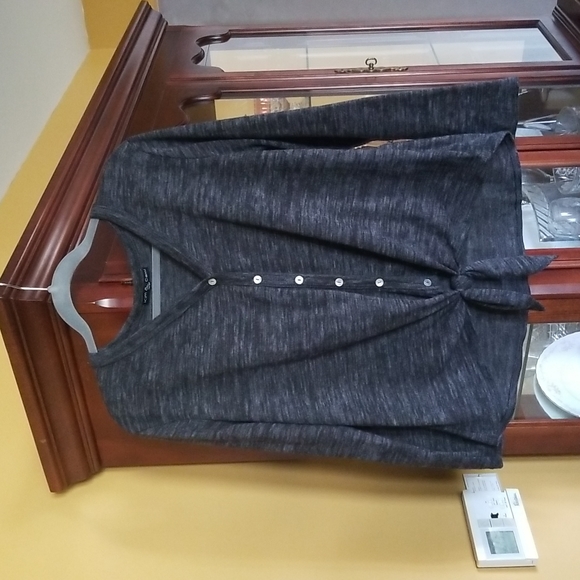 Gray Crop Sweater - Picture 1 of 3